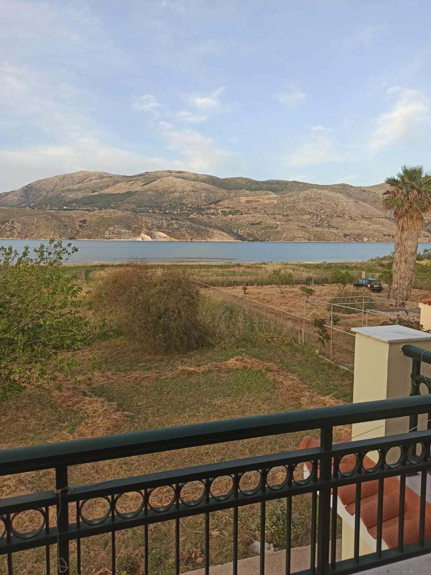 Villa Rania: Ευάερη Βίλα Με Θέα Τη Θάλασσα Lixouri Exterior foto